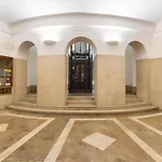 Cesi Large Apartment In Prati